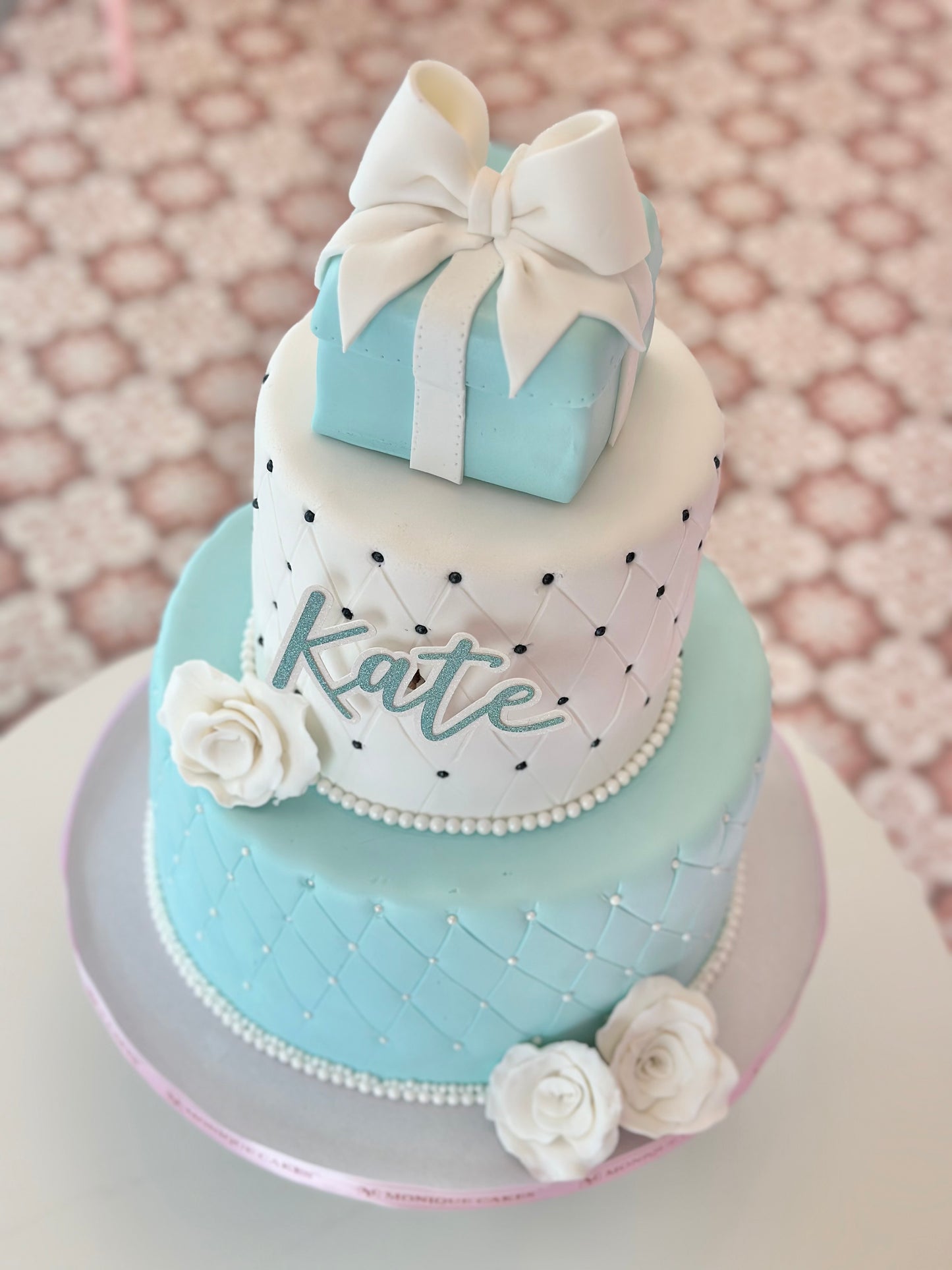 Custom Cake “Tiffany”